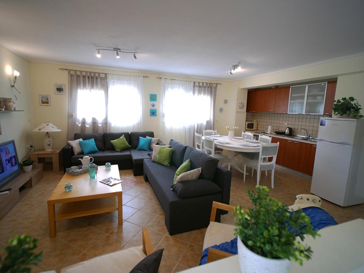 Villa Verde 200 Meters From The Beach Nea Iraklitsa Esterno foto